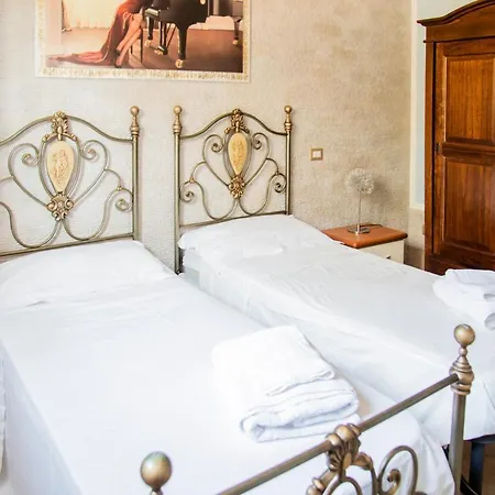 La Villetta 펜션 알리미니